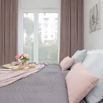 Metro Kondratowicza Warsaw Apartment With Parking By Noclegi Renters